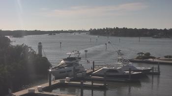 Weather camera view of Hamilton Harbor Yacht Club.
