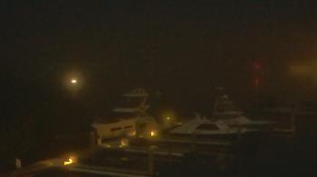 Weather camera view of Hamilton Harbor Yacht Club.