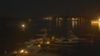Weather camera view of Hamilton Harbor Yacht Club.