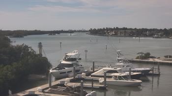 Weather camera view of Hamilton Harbor Yacht Club.