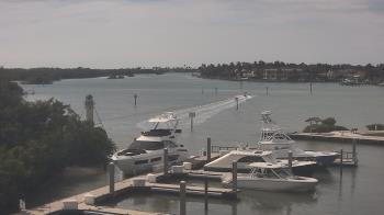 Weather camera view of Hamilton Harbor Yacht Club.