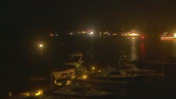 Weather camera view of Hamilton Harbor Yacht Club.
