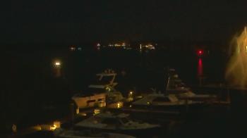 Weather camera view of Hamilton Harbor Yacht Club.