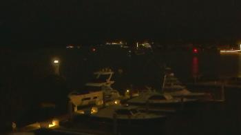 Weather camera view of Hamilton Harbor Yacht Club.