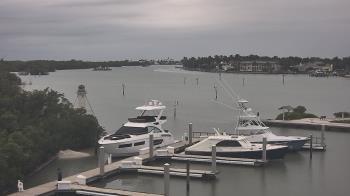 Weather camera view of Hamilton Harbor Yacht Club.