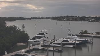 Weather camera view of Hamilton Harbor Yacht Club.