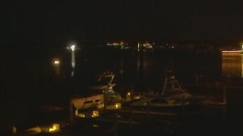 Weather camera view of Hamilton Harbor Yacht Club.