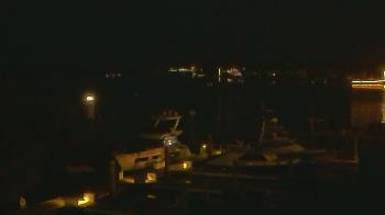 Weather camera view of Hamilton Harbor Yacht Club.