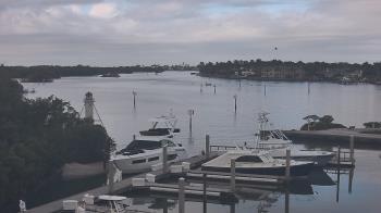 Weather camera view of Hamilton Harbor Yacht Club.