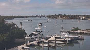 Weather camera view of Hamilton Harbor Yacht Club.