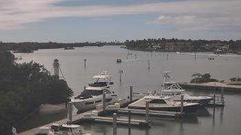 Weather camera view of Hamilton Harbor Yacht Club.