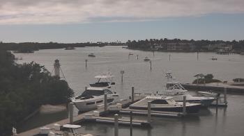 Weather camera view of Hamilton Harbor Yacht Club.