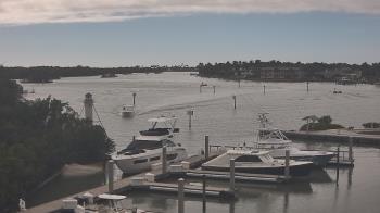 Weather camera view of Hamilton Harbor Yacht Club.