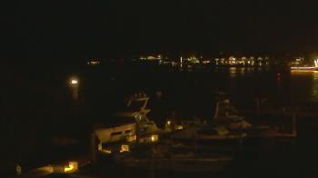 Weather camera view of Hamilton Harbor Yacht Club.