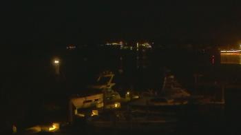 Weather camera view of Hamilton Harbor Yacht Club.