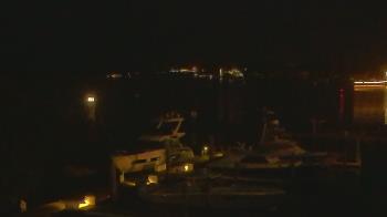 Weather camera view of Hamilton Harbor Yacht Club.