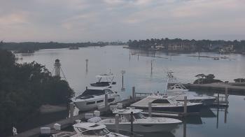 Weather camera view of Hamilton Harbor Yacht Club.