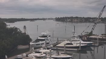 Weather camera view of Hamilton Harbor Yacht Club.