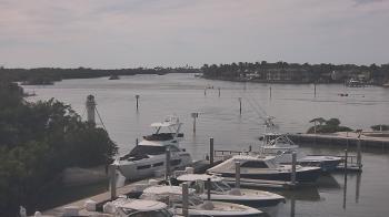 Weather camera view of Hamilton Harbor Yacht Club.