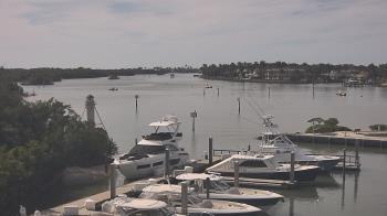 Weather camera view of Hamilton Harbor Yacht Club.