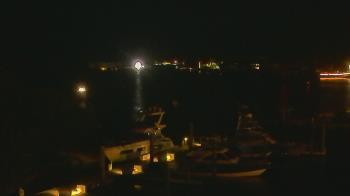 Weather camera view of Hamilton Harbor Yacht Club.