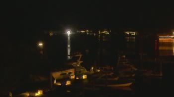 Weather camera view of Hamilton Harbor Yacht Club.
