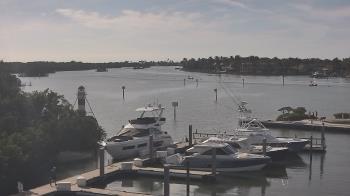 Weather camera view of Hamilton Harbor Yacht Club.