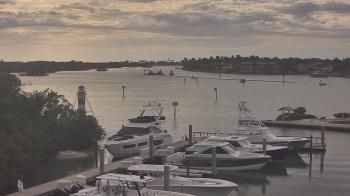 Weather camera view of Hamilton Harbor Yacht Club.