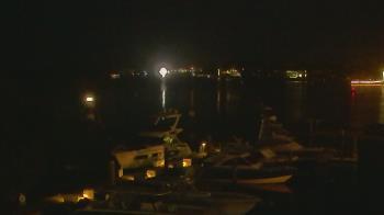 Weather camera view of Hamilton Harbor Yacht Club.