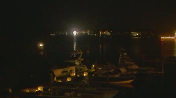 Weather camera view of Hamilton Harbor Yacht Club.