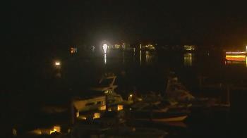 Weather camera view of Hamilton Harbor Yacht Club.