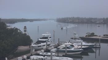 Weather camera view of Hamilton Harbor Yacht Club.