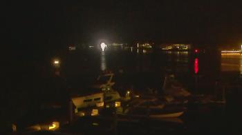 Weather camera view of Hamilton Harbor Yacht Club.
