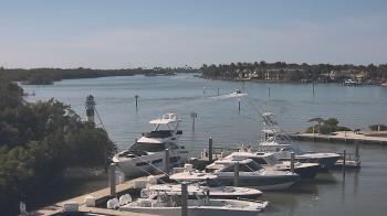 Weather camera view of Hamilton Harbor Yacht Club.