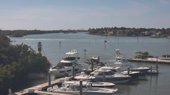 Weather camera view of Hamilton Harbor Yacht Club.