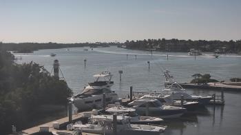 Weather camera view of Hamilton Harbor Yacht Club.