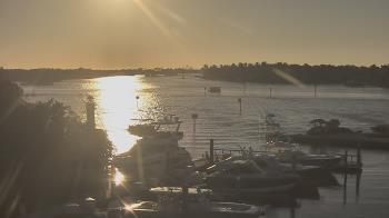 Weather camera view of Hamilton Harbor Yacht Club.