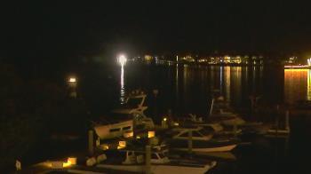 Weather camera view of Hamilton Harbor Yacht Club.