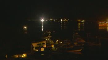 Weather camera view of Hamilton Harbor Yacht Club.
