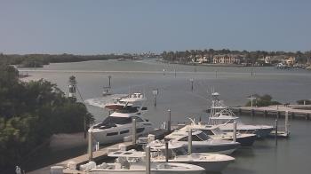 Weather camera view of Hamilton Harbor Yacht Club.