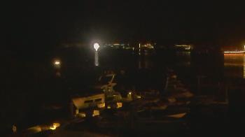 Weather camera view of Hamilton Harbor Yacht Club.