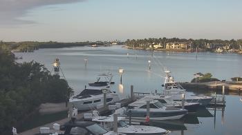 Weather camera view of Hamilton Harbor Yacht Club.