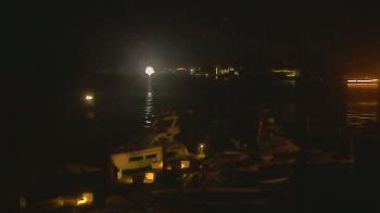 Weather camera view of Hamilton Harbor Yacht Club.