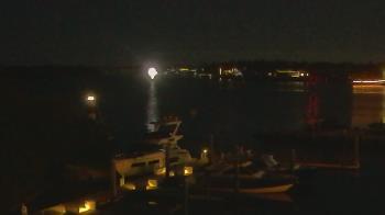 Weather camera view of Hamilton Harbor Yacht Club.