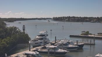 Weather camera view of Hamilton Harbor Yacht Club.