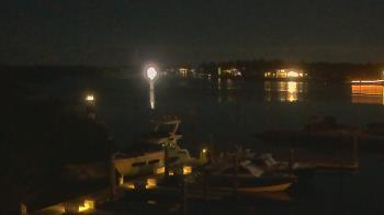 Weather camera view of Hamilton Harbor Yacht Club.
