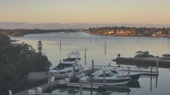 Weather camera view of Hamilton Harbor Yacht Club.