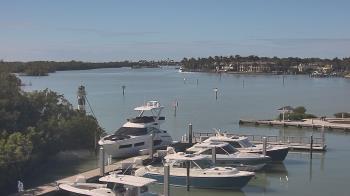 Weather camera view of Hamilton Harbor Yacht Club.
