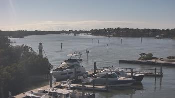 Weather camera view of Hamilton Harbor Yacht Club.