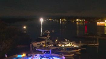 Weather camera view of Hamilton Harbor Yacht Club.